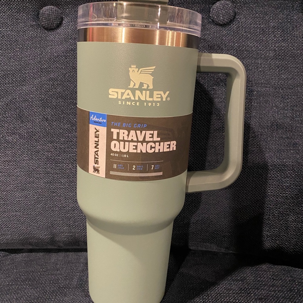 Brand new Stanley Quencher Adventurer Tumbler 40oz